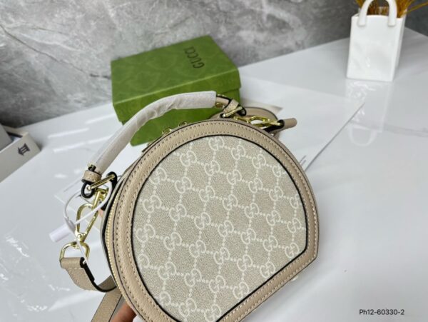 GA105 - Gucci Women's Fashion Bag