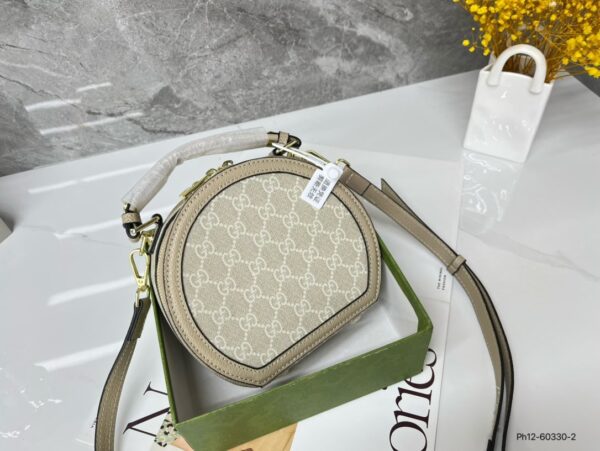GA105 - Gucci Women's Fashion Bag
