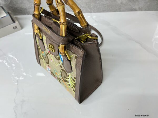 GA106 - Gucci Women's Fashion Bag