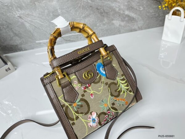 GA106 - Gucci Women's Fashion Bag