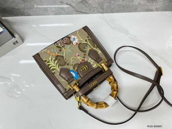 GA106 - Gucci Women's Fashion Bag