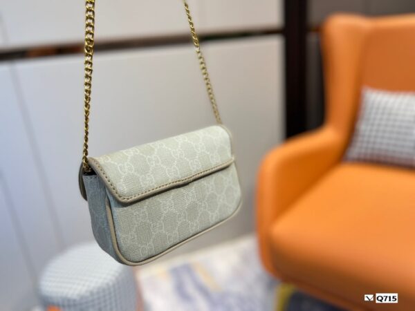 GA107 - Gucci Women's Fashion Bag