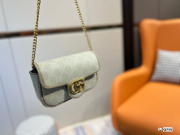 GA107 - Gucci Women's Fashion Bag