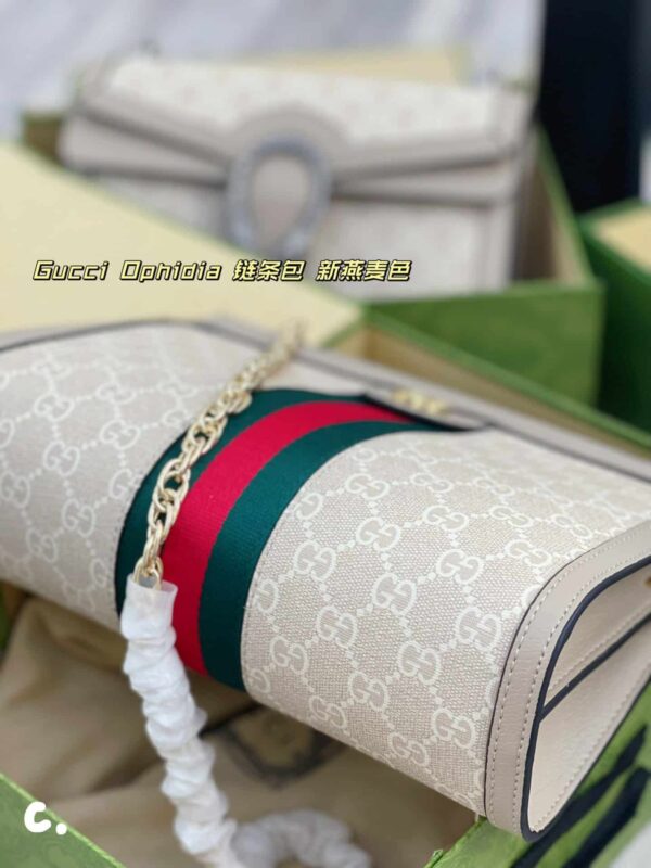 GA108 - Gucci Women's Fashion Bag