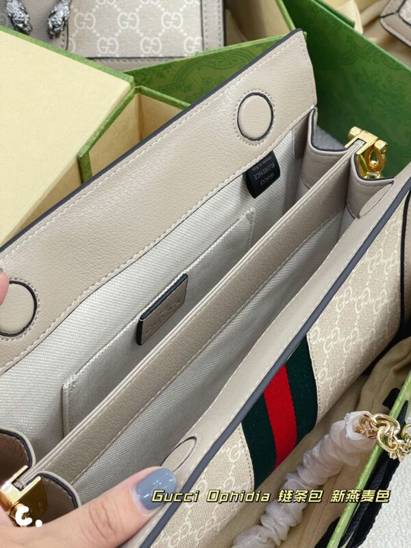 GA108 - Gucci Women's Fashion Bag