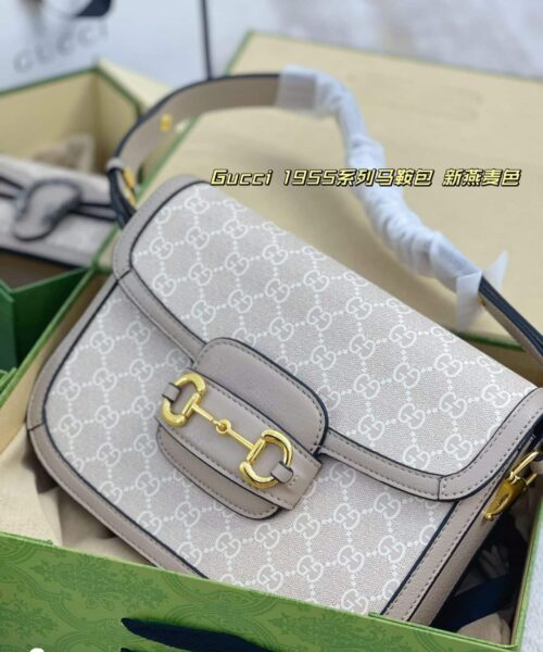 GA109 - Gucci Women's Fashion Bag