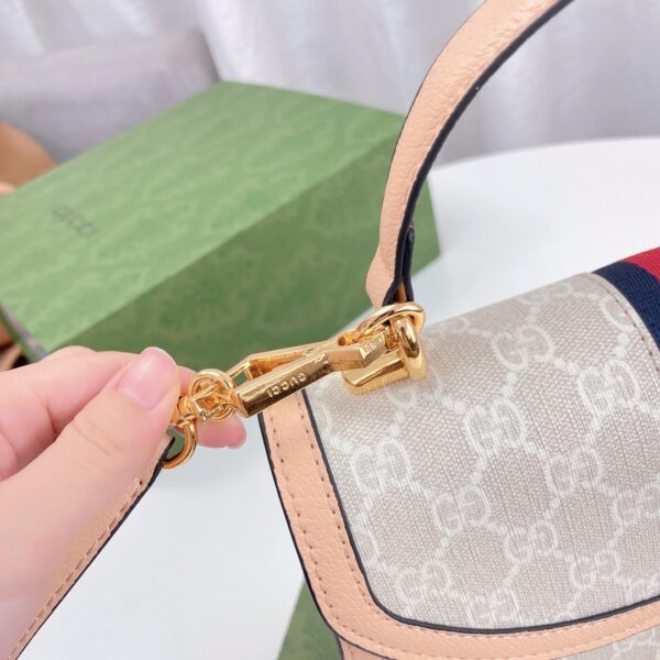 GA110 - Gucci Women's Fashion Bag