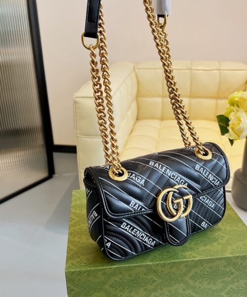 GA111 - Gucci Women's Fashion Bag