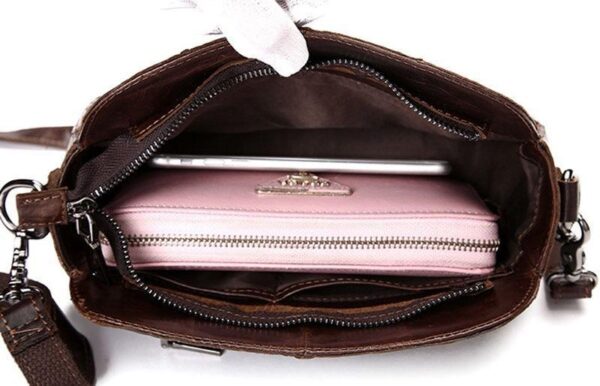 GA28 - WOMEN'S FASHION BAG.
