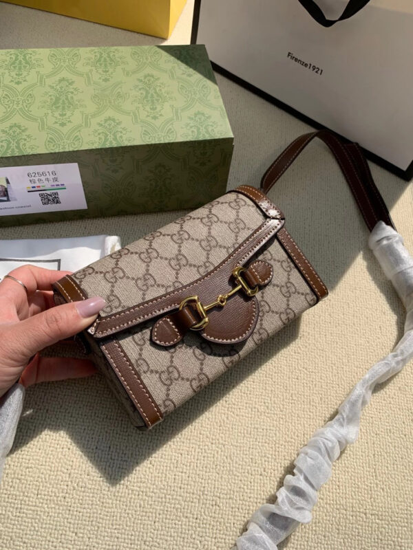 GA3051 - Gucci Women's Fashion Bag