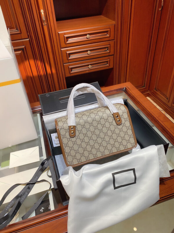 GA43 - Gucci Women's Fashion Bag