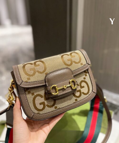 GA74 - Gucci Beige Women's Fashion Bag