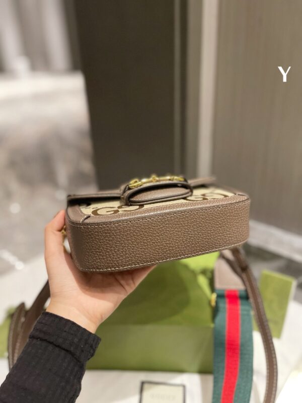 GA74 - Gucci Beige Women's Fashion Bag