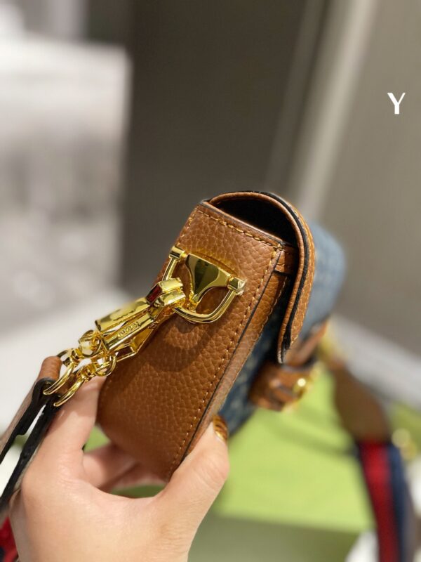 GA74 - Gucci Navy Women's Fashion Bag