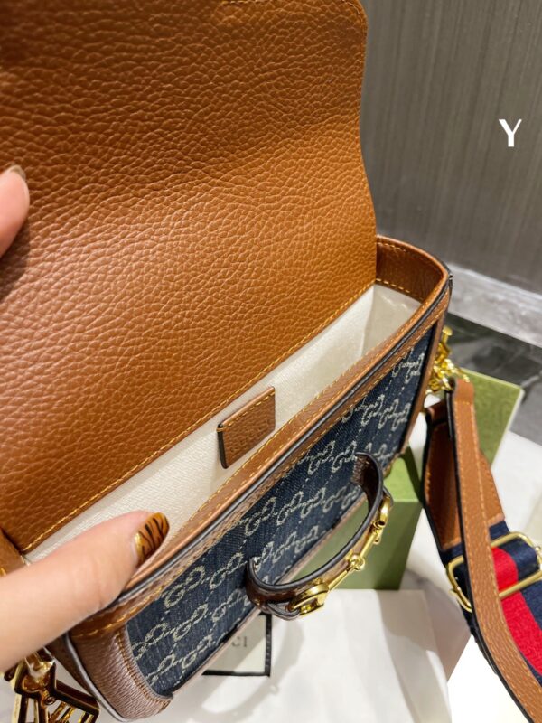 GA74 - Gucci Navy Women's Fashion Bag
