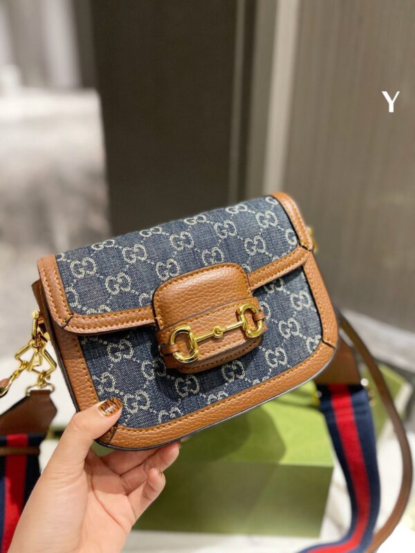 GA74 - Gucci Navy Women's Fashion Bag