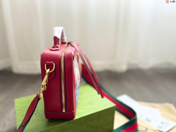 GA82 - Gucci Women's Fashion Bag