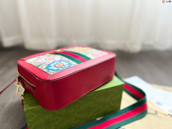 GA82 - Gucci Women's Fashion Bag