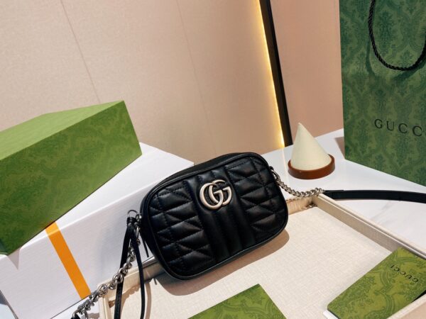 GA84 - Gucci Black Women's Fashion Bag