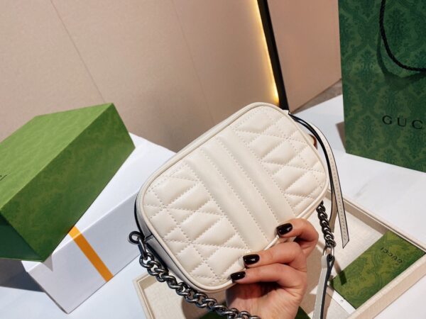 GA84 - Gucci White Women's Fashion Bag
