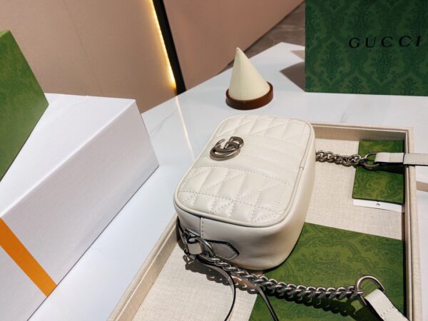 GA84 - Gucci White Women's Fashion Bag