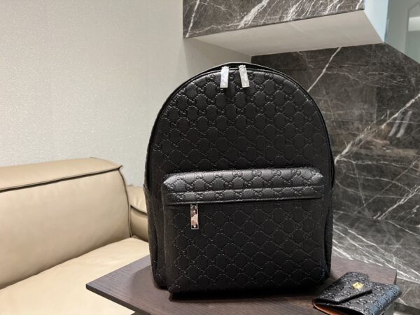 GA92 - Gucci Black Women's Fashion Bag