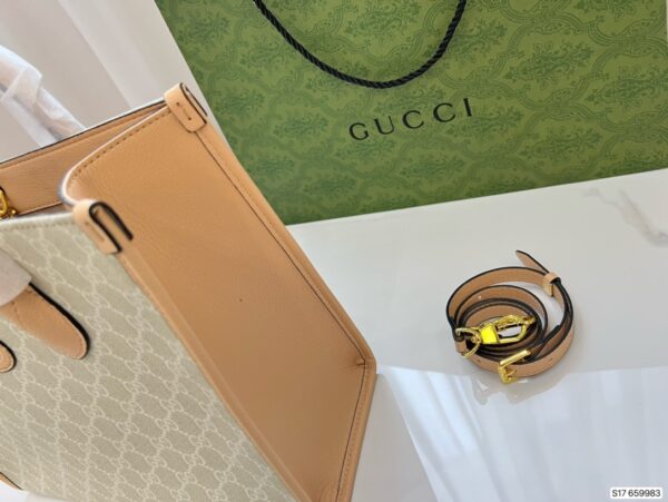 GA95 - Gucci Women's Fashion Bag