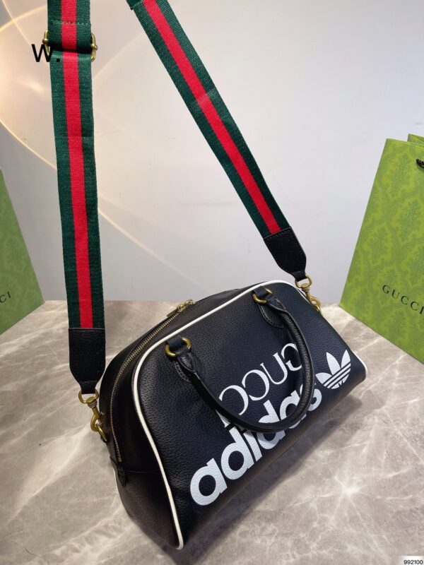 GA99 - Gucci Women's Fashion Bag