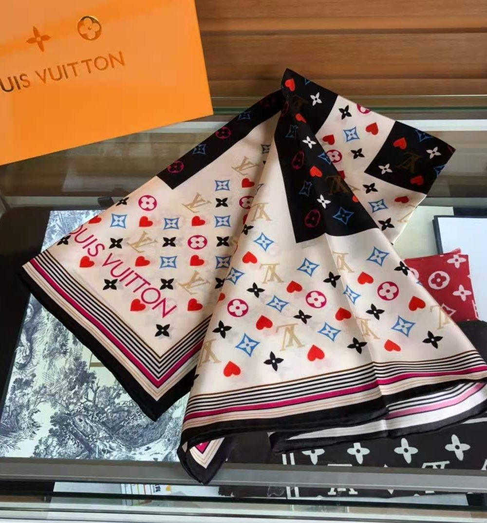 Game On Square 90 White For Women