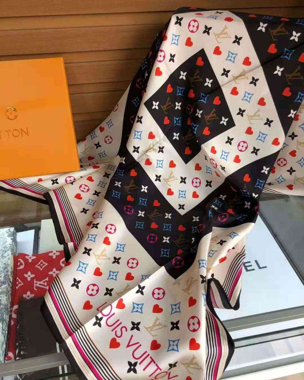 Game On Square 90 White For Women