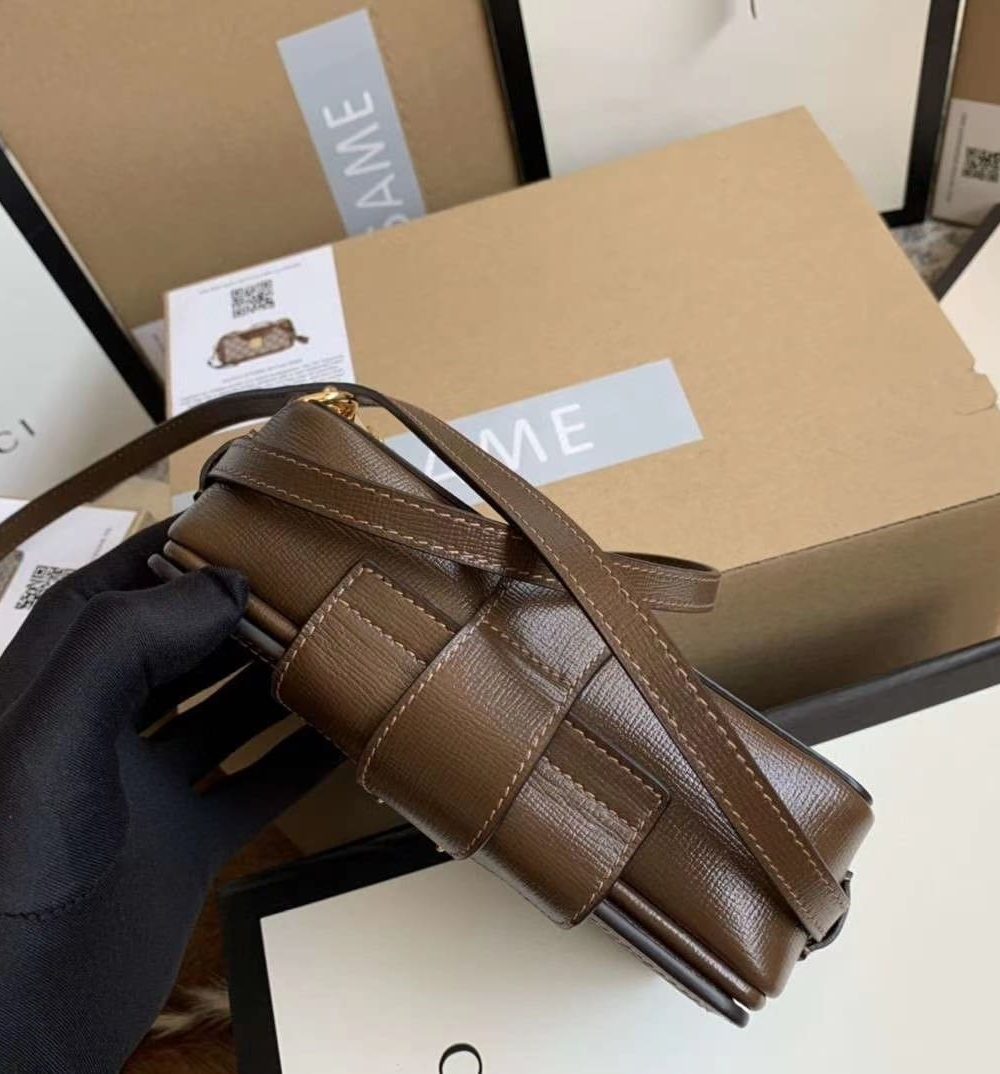 1:1 Replica GG Mini Bag With Clasp Closure Beige/Ebony GG Supreme Canvas For Women 7.1in/18cm GG 614368 92TCG 8563