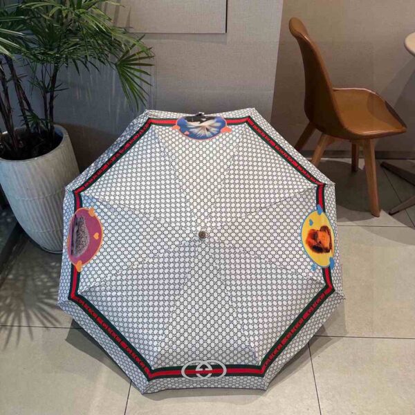 GG With Squirrel Folding Umbrella White
