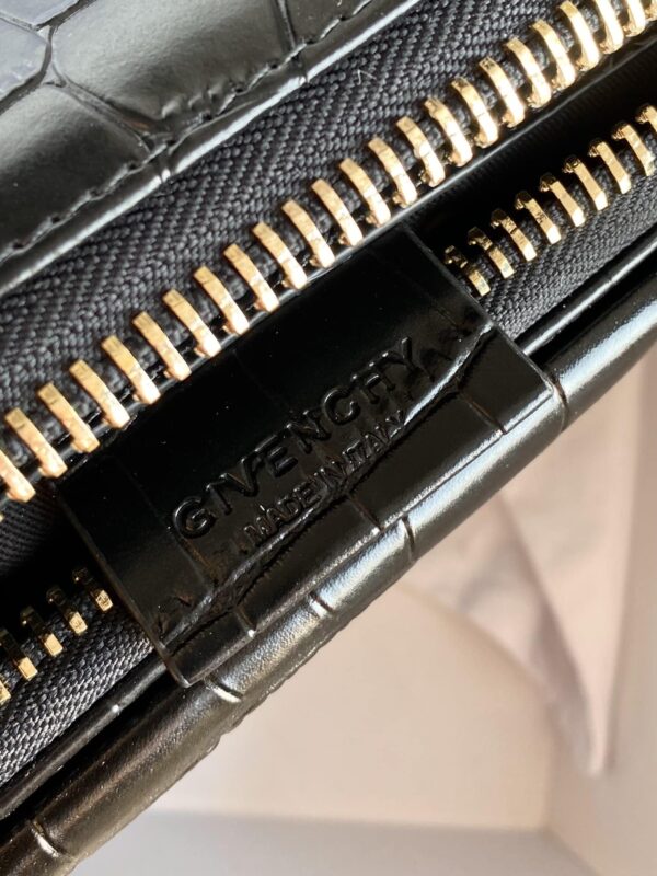 Givenchy Antigona Bag Black For Women, Women's Handbags, Shoulder Bags 11in/28cm GVC