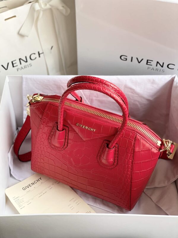 Givenchy Antigona Bag Red For Women, Women's Handbags, Shoulder Bags 11in/28cm GVC