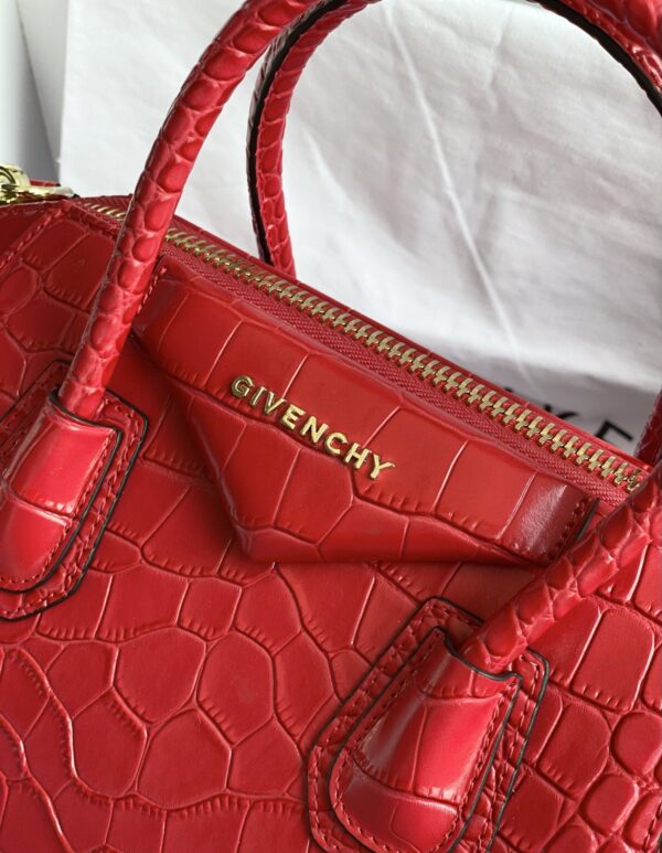 Givenchy Antigona Bag Red For Women, Women's Handbags, Shoulder Bags 11in/28cm GVC