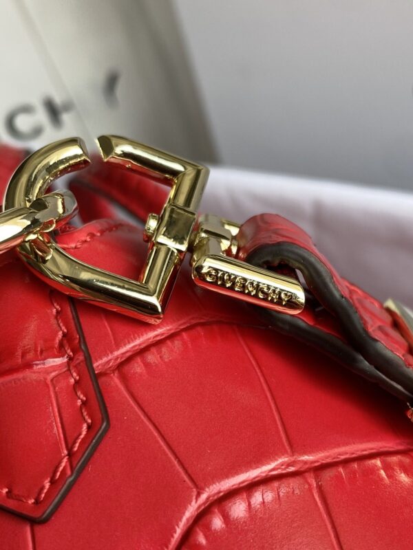 Givenchy Antigona Bag Red For Women, Women's Handbags, Shoulder Bags 11in/28cm GVC
