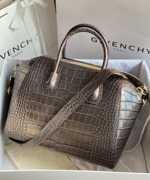 Givenchy Antigona Bag Silver For Women, Women's Handbags, Shoulder Bags 11in/28cm GVC