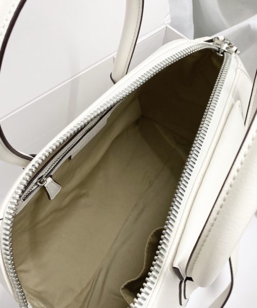 Givenchy Antigona Bag White For Women, Women's Handbags, Shoulder Bags 13in/33cm GVC