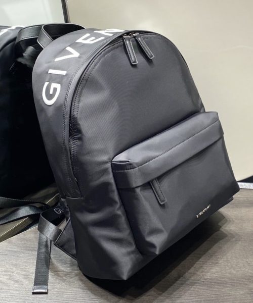 Givenchy Essentiel U Backpack Black For Men, Men's Backpacks 17in/43cm GVC BK508HK1F5-001