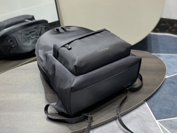 Givenchy Essentiel U Backpack Black For Men, Men's Backpacks 17in/43cm GVC