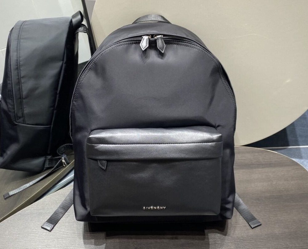 Givenchy Essentiel U Backpack Black For Men, Men's Backpacks 17in/43cm GVC