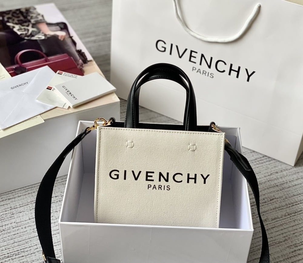 Givenchy Medium G Tote Shopper Bag Canvas Beige/Black For Women, Women's Handbags, Shoulder Bags 7.5in/19cm GVC BB50N0B1DR-255