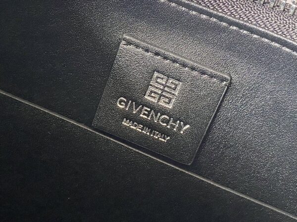 Givenchy Medium Moon Cut Out Bag Black For Women, Women's Handbags, Shoulder Bags 11.8in/30cm GVC BB50LWB1A4-001