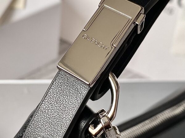 Givenchy Medium Moon Cut Out Bag Black For Women, Women's Handbags, Shoulder Bags 11.8in/30cm GVC BB50LWB1A4-001