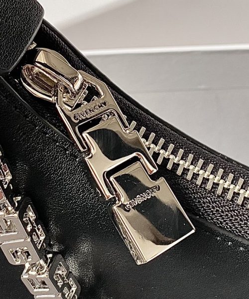Givenchy Medium Moon Cut Out Bag Black For Women, Women's Handbags, Shoulder Bags 11.8in/30cm GVC BB50LWB1A4-001