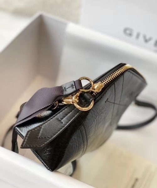 Givenchy Messenger Bag Black For Women, Women's Handbags, Shoulder And Crossbody Bags 9.8in/25cm GVC