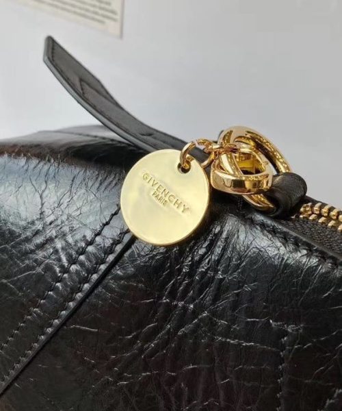 Givenchy Messenger Bag Black For Women, Women's Handbags, Shoulder And Crossbody Bags 9.8in/25cm GVC