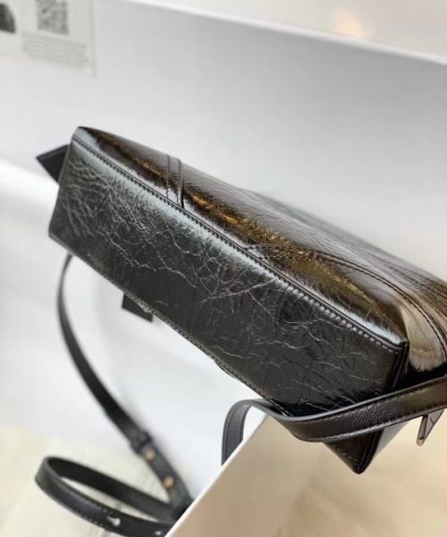 Givenchy Messenger Bag Black For Women, Women's Handbags, Shoulder And Crossbody Bags 9.8in/25cm GVC