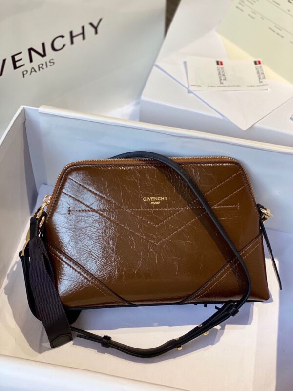 Givenchy Messenger Bag Blue For Women, Women's Handbags, Shoulder And Crossbody Bags 9.8in/25cm GVC