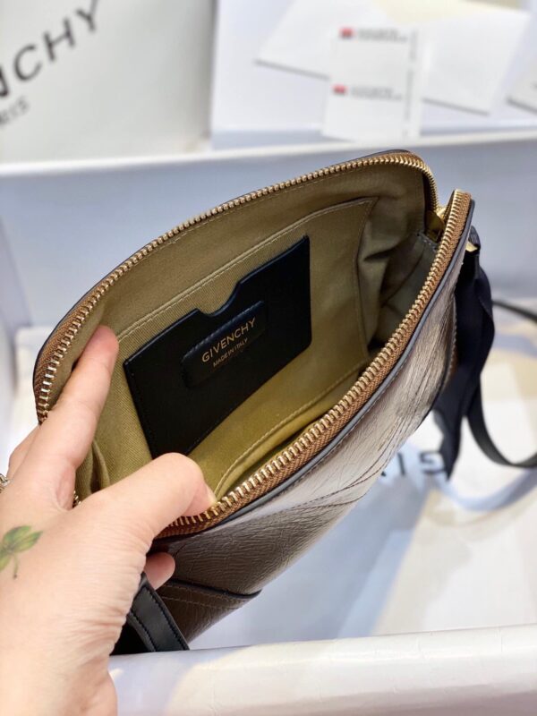 Givenchy Messenger Bag Brown For Women, Women's Handbags, Shoulder And Crossbody Bags 9.8in/25cm GVC